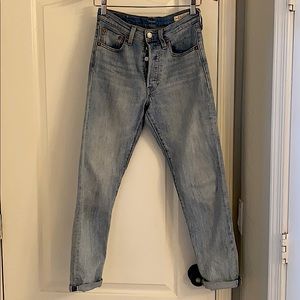 Levi 501 skinny button fly Jean size sz 24